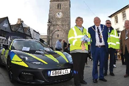 Police back Newton Abbot Speedwatch campaigners