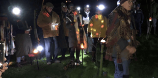 Wassailing warms up a chilly night in Holcombe