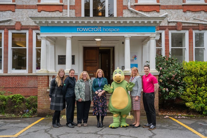 Cofton Holidays partners with Rowcroft Hospice