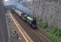 Steam history passes Dawlish this weekend 